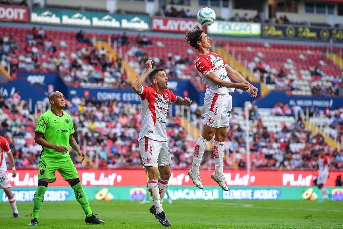 Necaxa enfrentando al FC Juárez