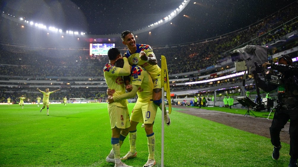 Revive los goles del América en el Clásico Nacional