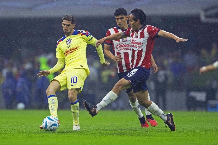 América enfrentando a las Chivas 