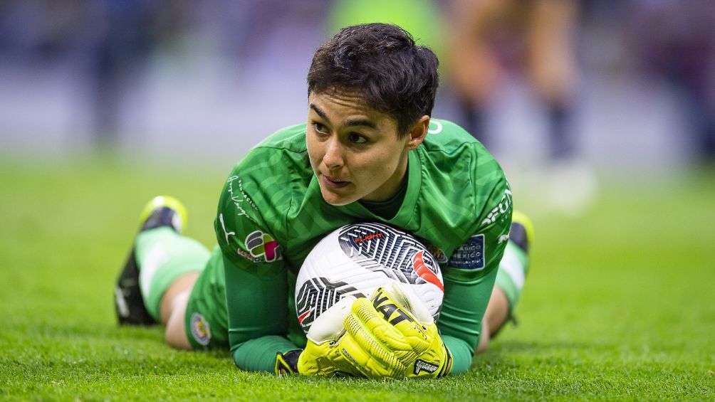 Blanca Félix en el Clásico Nacional