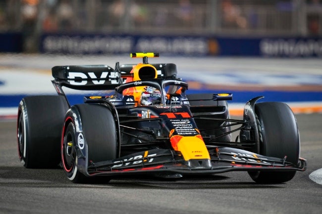 Checo Pérez durante el GP de Singapur