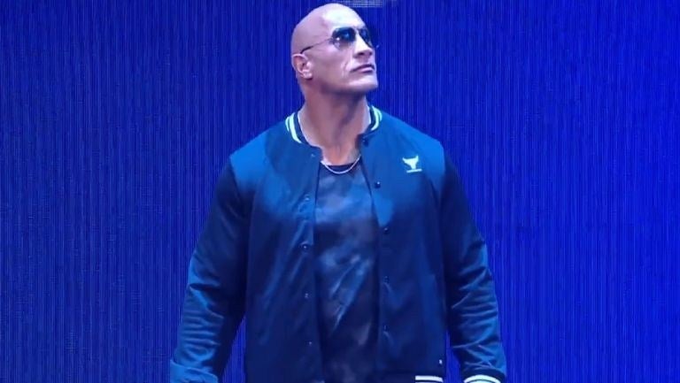 The Rock hizo una aparición sorpresa en Smackdown