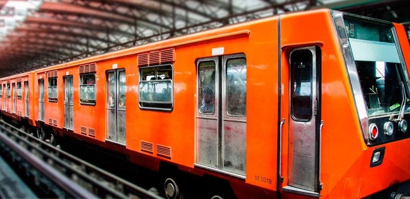 Línea 3 del Metro de CDMX suspendió servicio por varios minutos