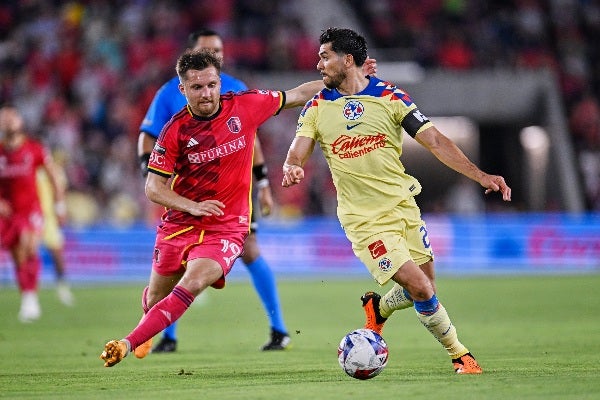 Henry jugando con el América en la Leagues Cup 