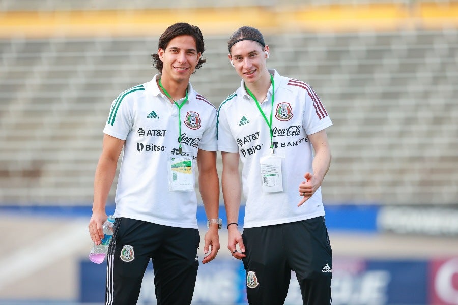 Marcelo Flores y Diego Lainez