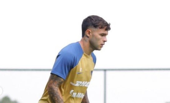 Christian Tabó en entrenamiento con Pumas