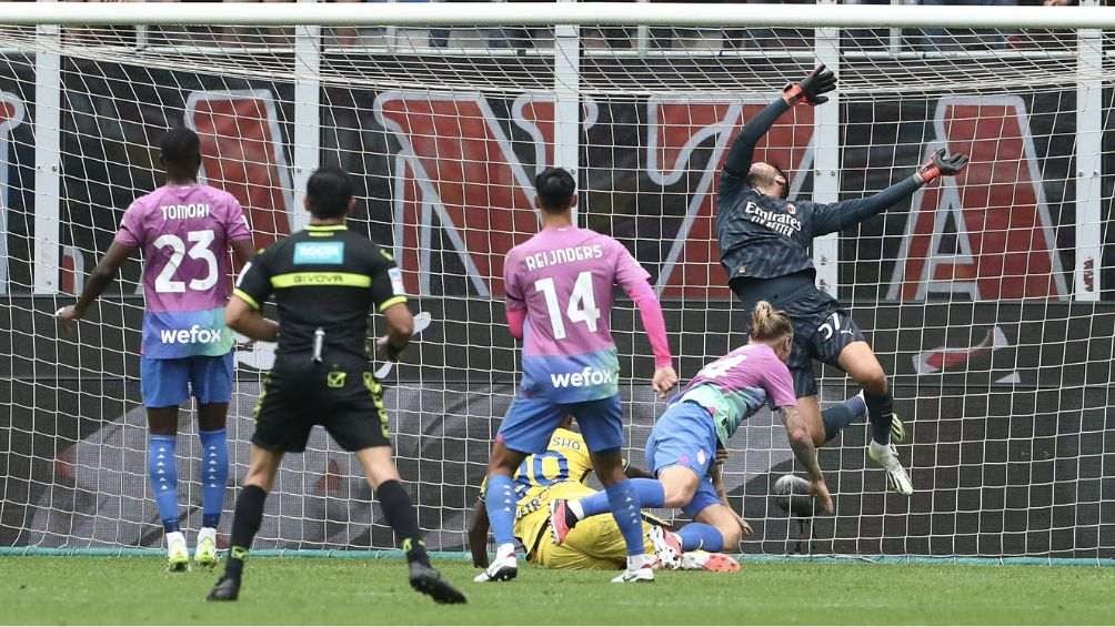 El arbitraje en el Milan vs Hellas Verona