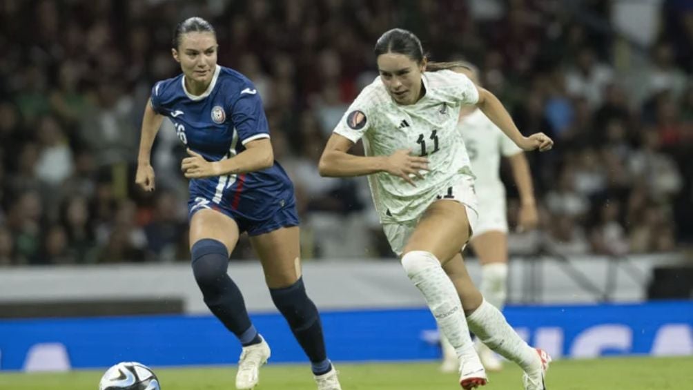 Scarlett Camberos con la Selección Mexicana