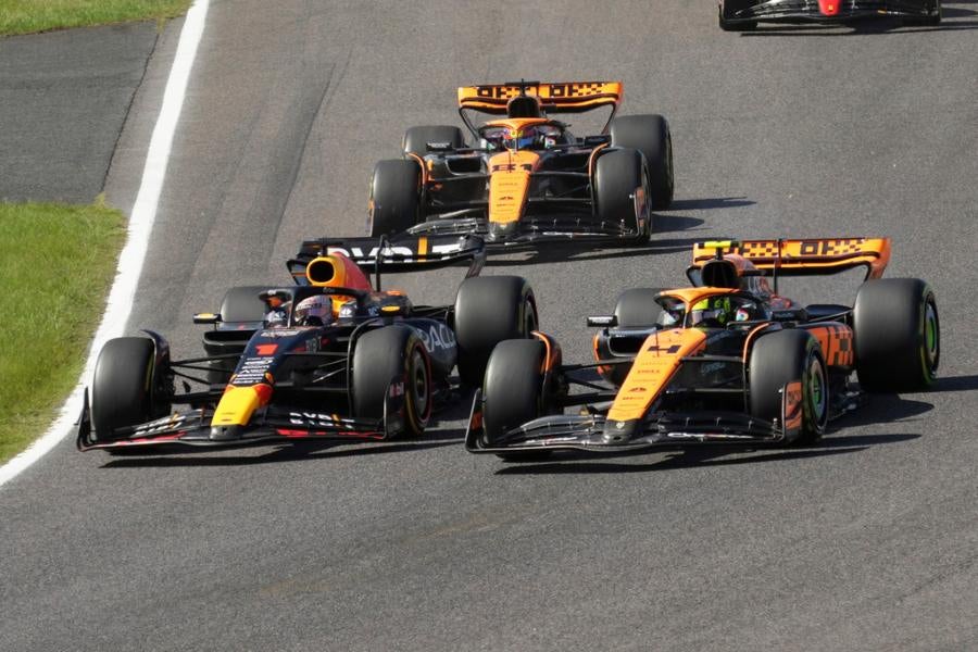 Max Verstappen contra Lando Norris y Oscar Piastri