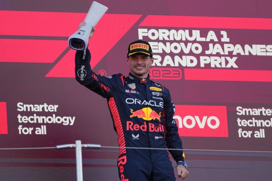 Max Verstappen dominó en Suzuka