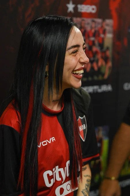 Nicky Nicole en partido de Newell's