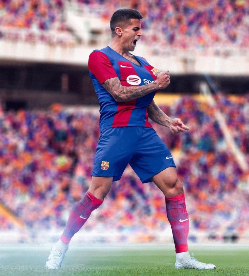 Joao Cancelo con el Barcelona