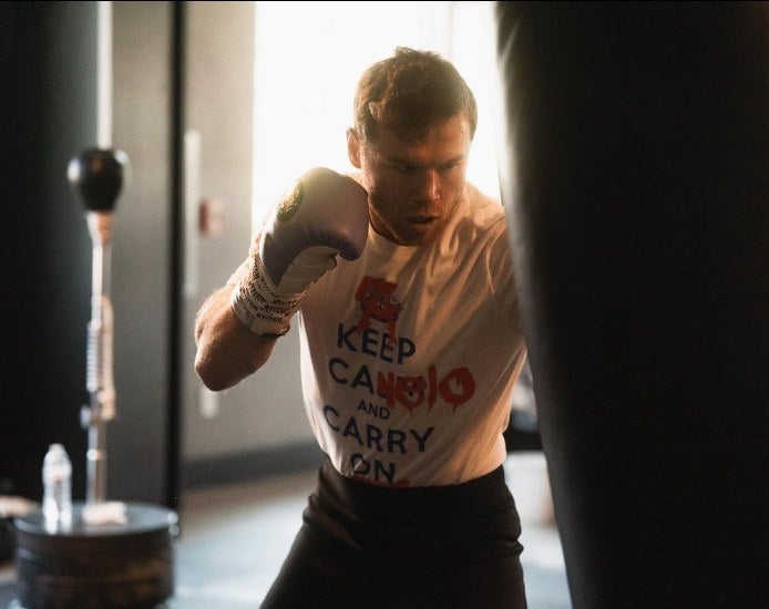 Canelo Álvarez en un entrenamiento