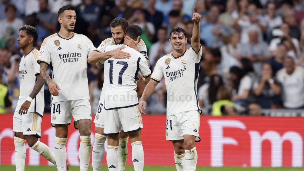 El Madrid celebra el gol de Brahim