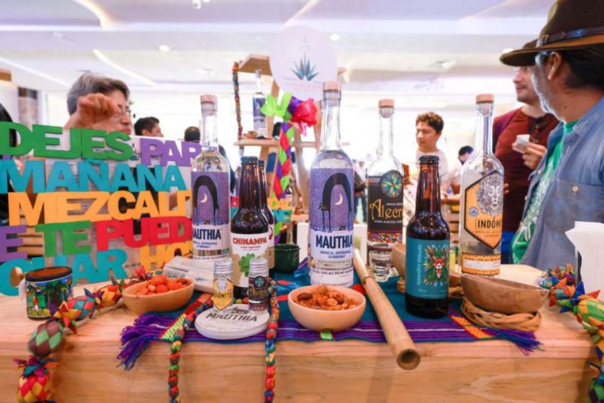 Mezcal guerrerense: tradición destilada con sabor y pasión