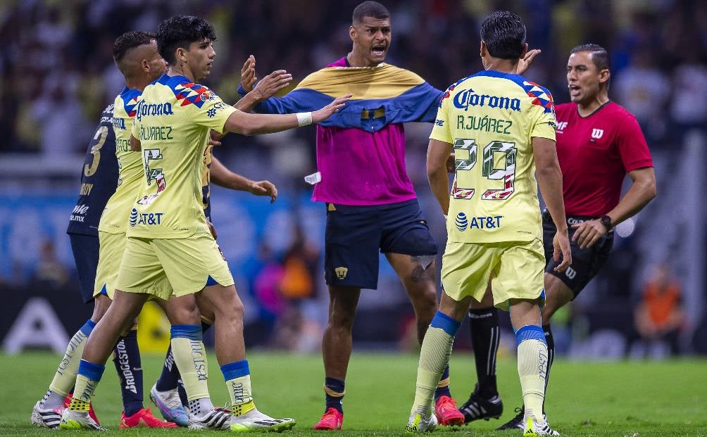 Los ánimos se calentaron en el América vs Pumas