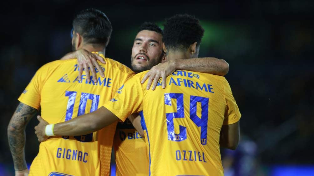 Gignac, Vigón y Herrera de Tigres en medio de una celebración