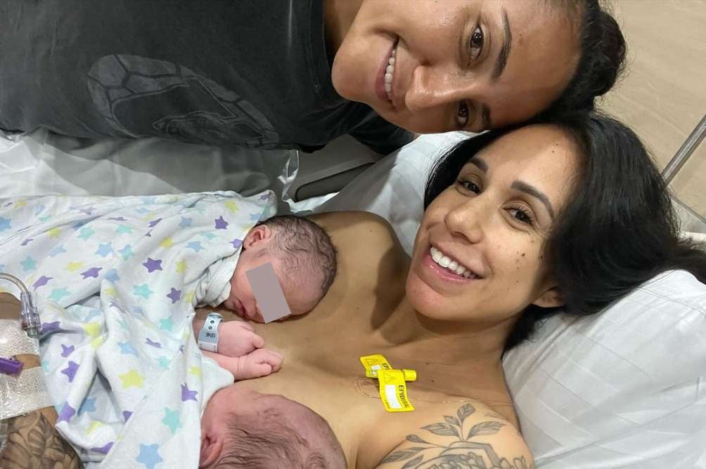 Stephany y Bianca dieron la bienvenida a sus pequeños