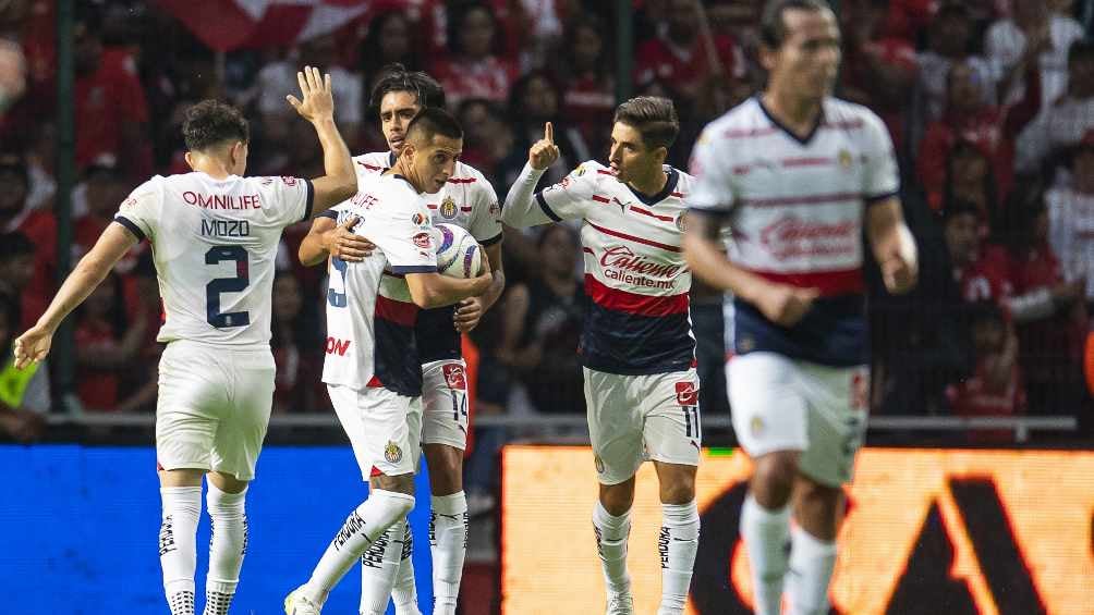 Chivas rescató el empate