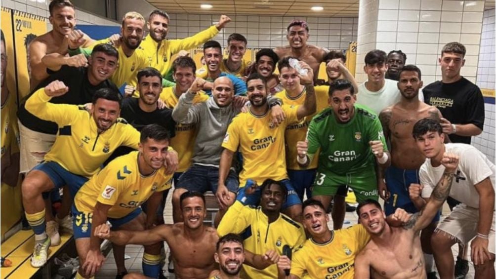 Las Palmas celebran el triunfo ante Celta de Vigo