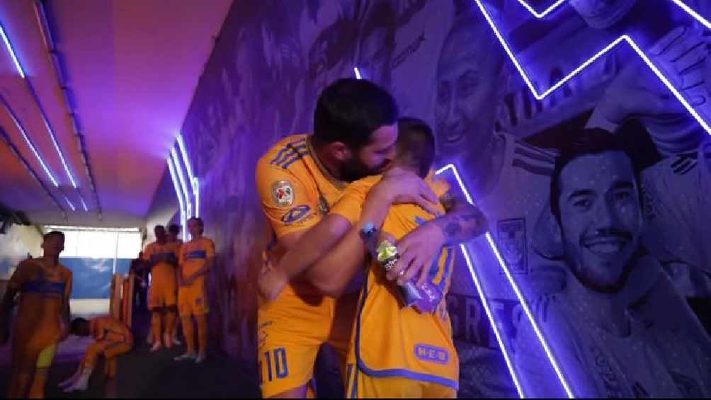 El joven ya empezó su carrera futbolística 