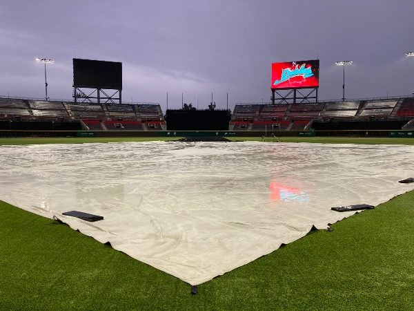 Los Diablos Rojos no pudieron practicar con normalidad por la lluvia