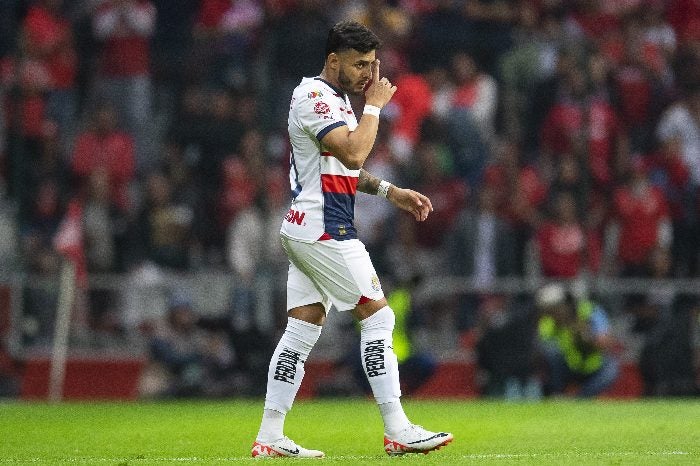 Vega fue abucheado en el duelo ante Toluca