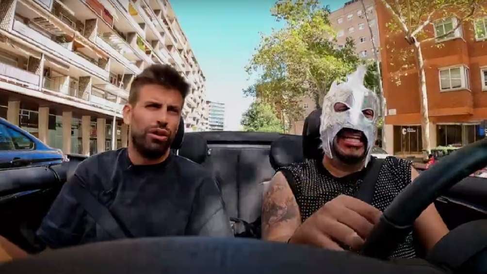 Piqué y el Escorpión Dorado recorrieron las calles de Barcelona