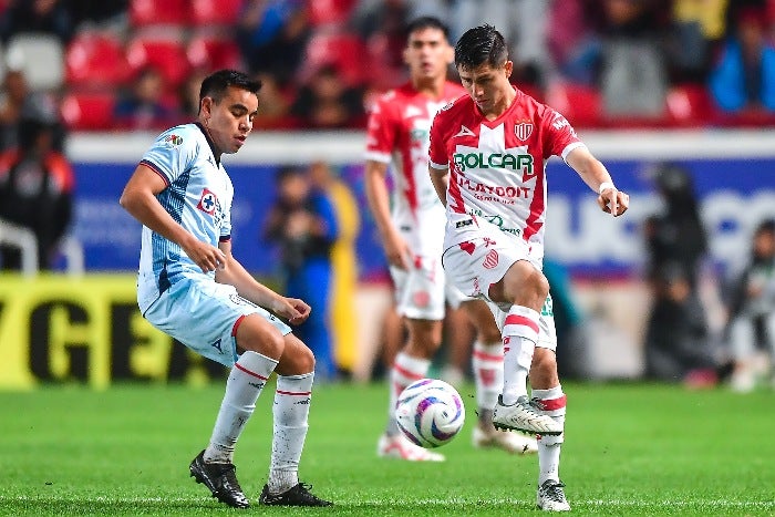 Cruz Azul enfrentando al Necaxa