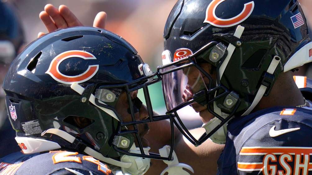 Russell Wilson lanza 3 touchdowns, Broncos remontan 21 puntos y vencen  31-28 a Bears