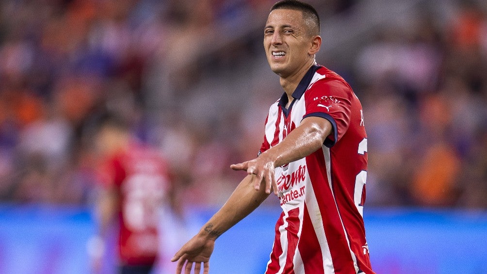 Roberto Alvarado apunta a ser el próximo 10 de Chivas