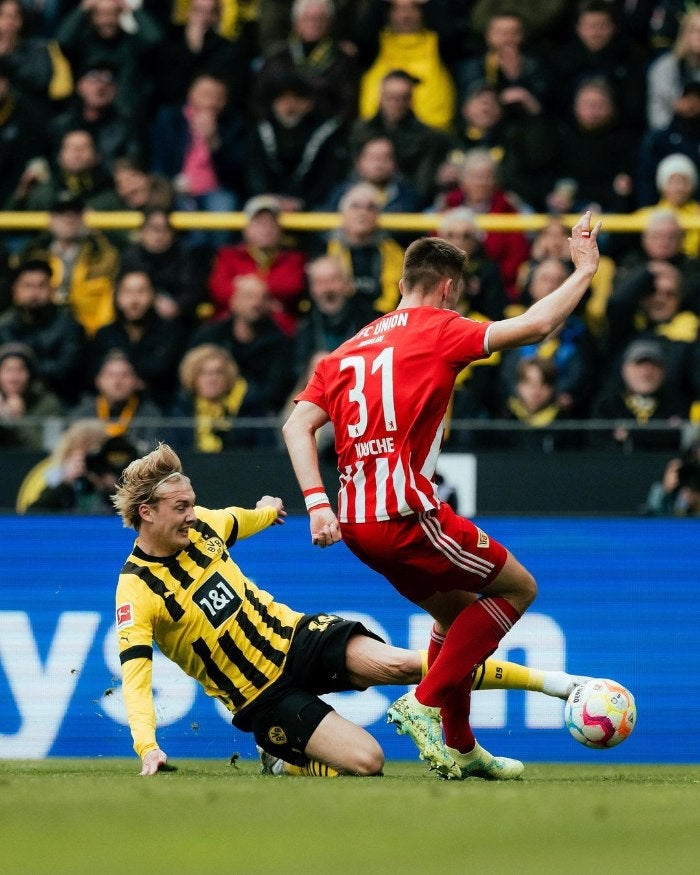 Dortmund enfrentando al Union Berlin