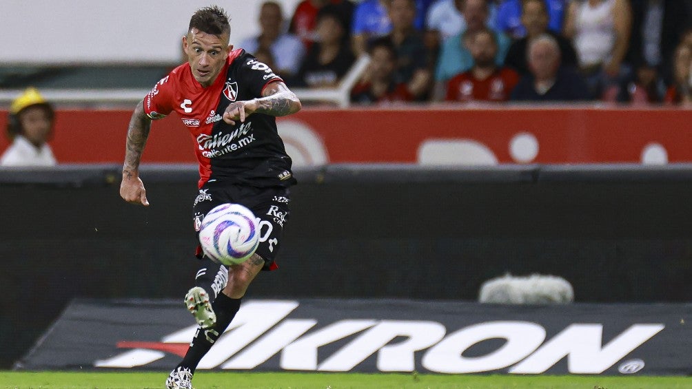 Brian Lozano en partido con Atlas