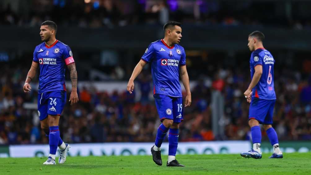 Los futbolistas de Cruz Azul se lamentan tras derrota