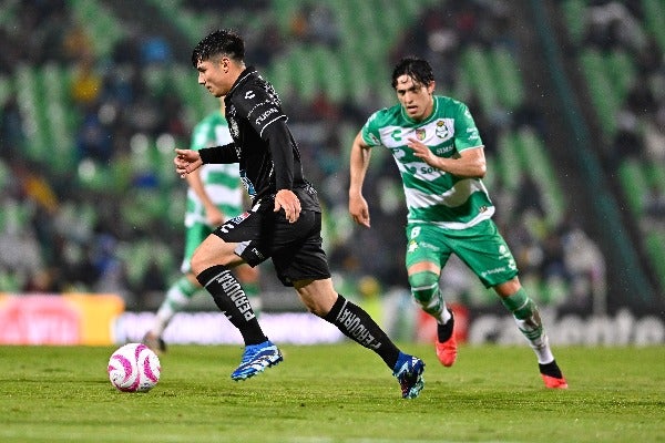 León venció a Santos 