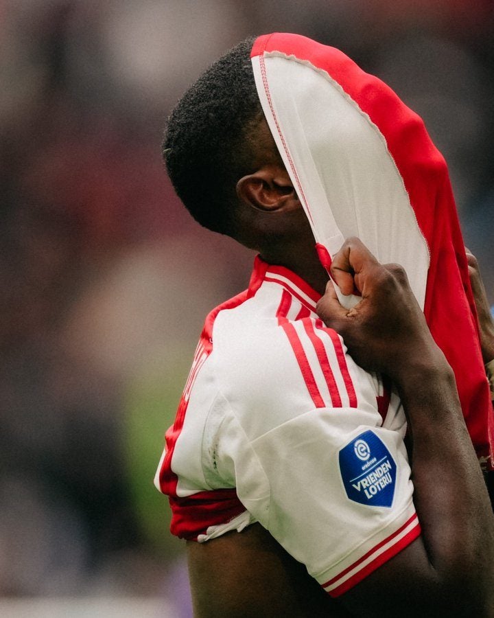 Ajax perdió 2-1 ante el AZ ALkmaar