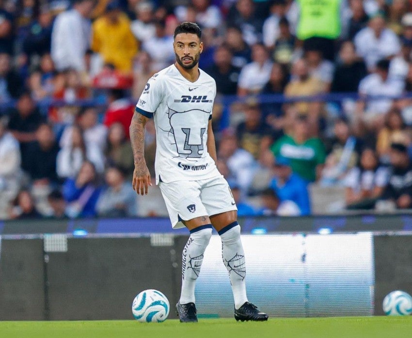 El central en partido con Pumas 