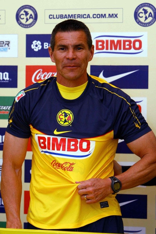 Alfredo Tena, DT del América en ese entonces