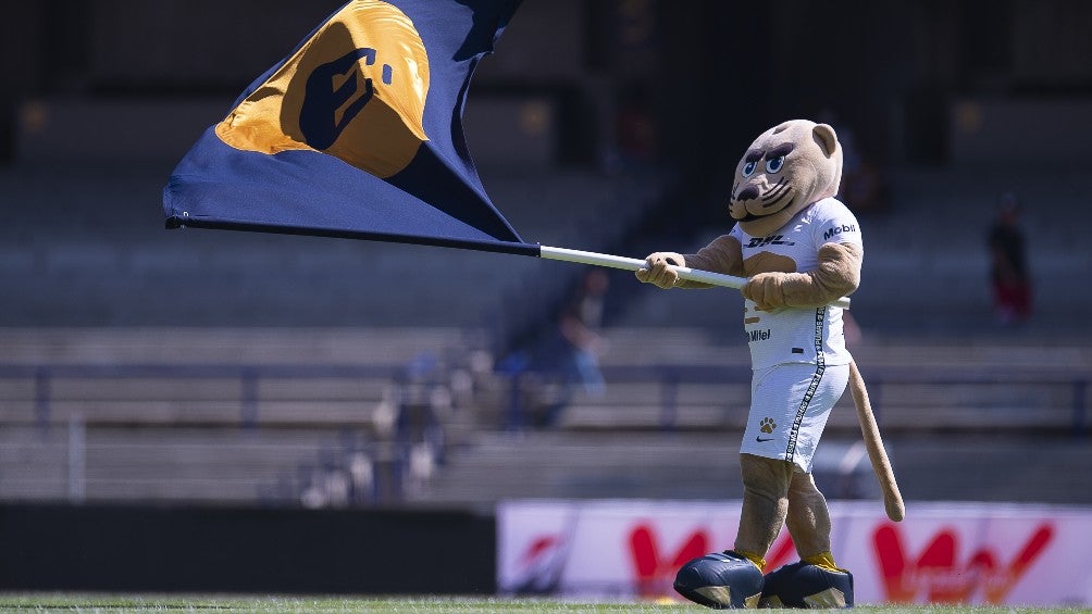 Pumas recibió a David Trezeguet 