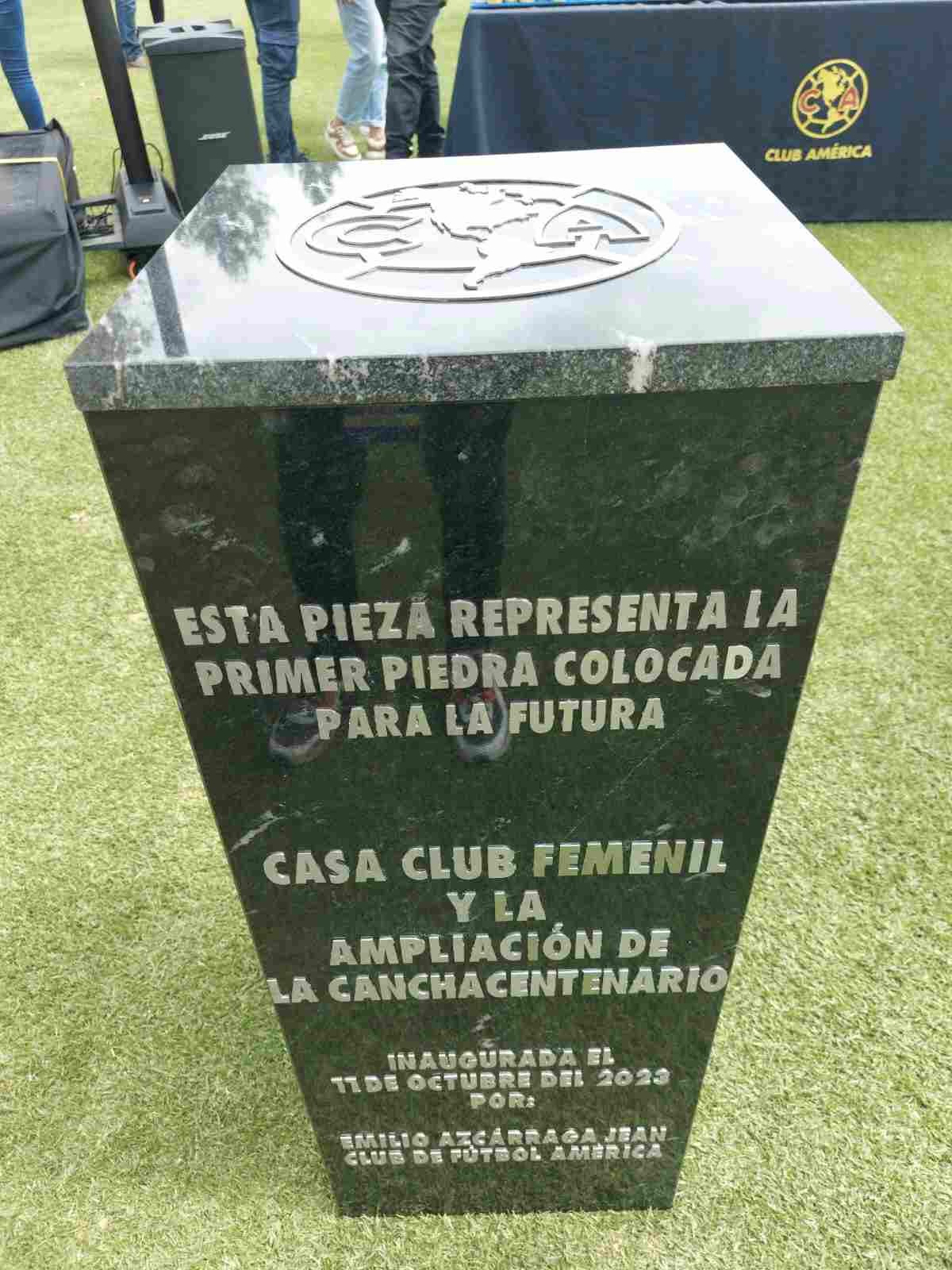 Esta es la primera piedra de la nueva casa club de América Femenil