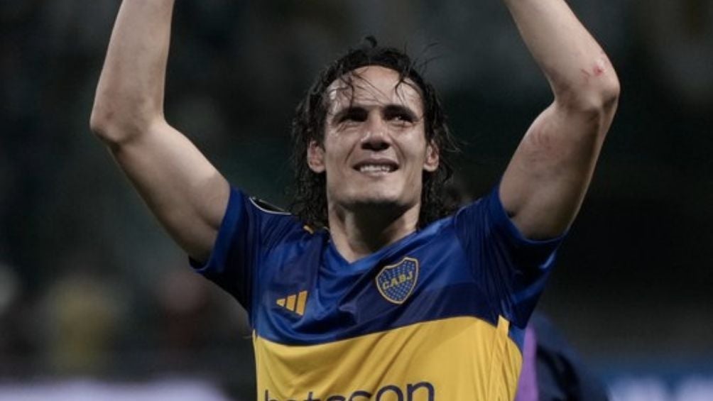 Cavani celebrando el pase del equipo Xeneize a la Final