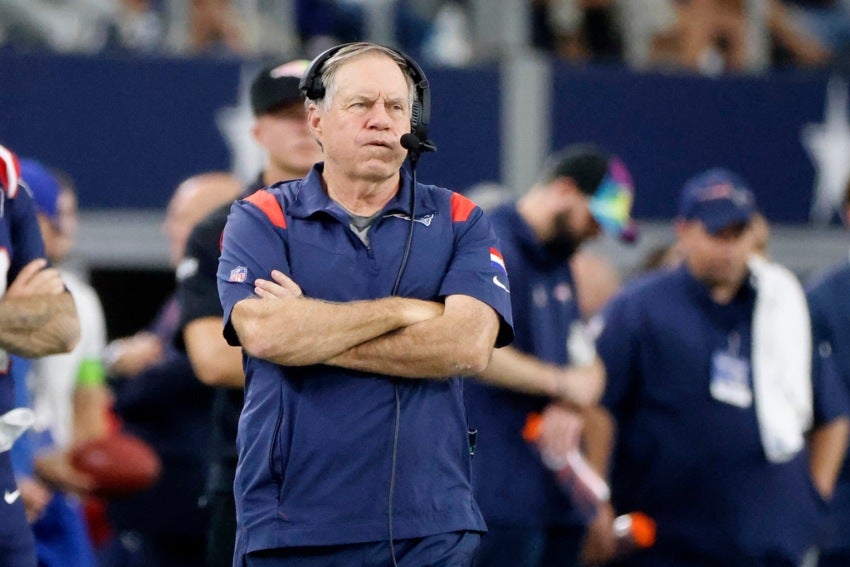 Bill Belichick mantiene racha negativa en esta temporada 