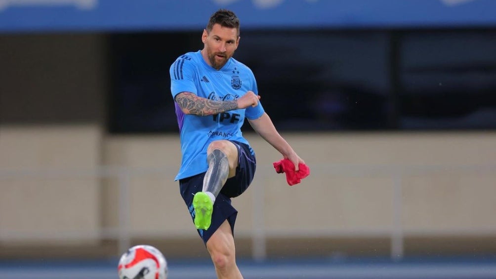 Lionel Messi entrenando con la Selección de Argentina 