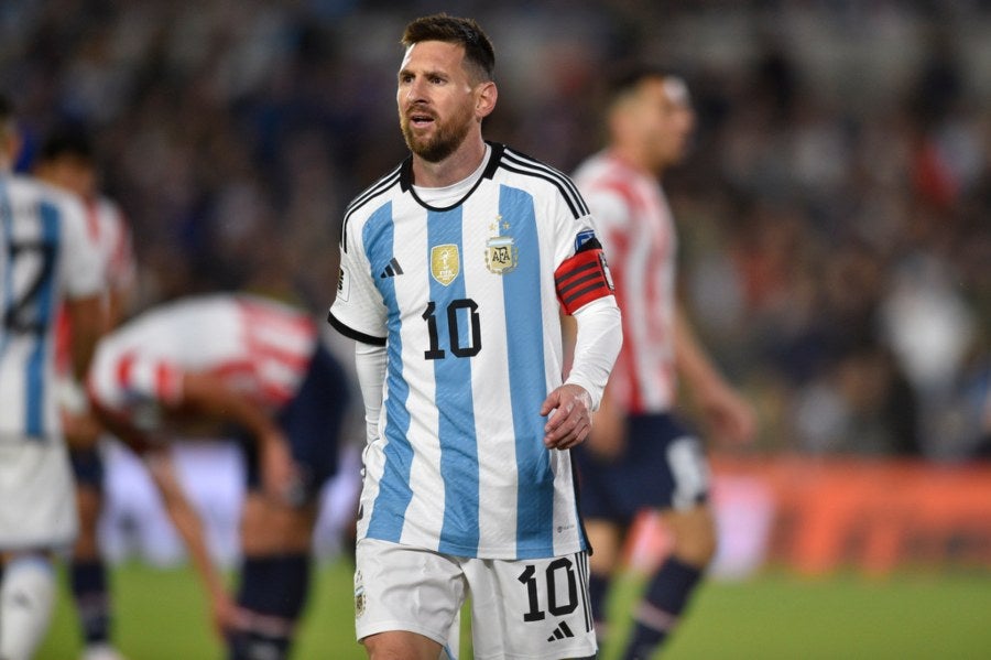 Leo Messi en el duelo ante Paraguay