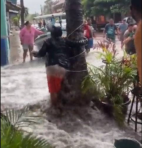 Calles inundadas tras el huracán