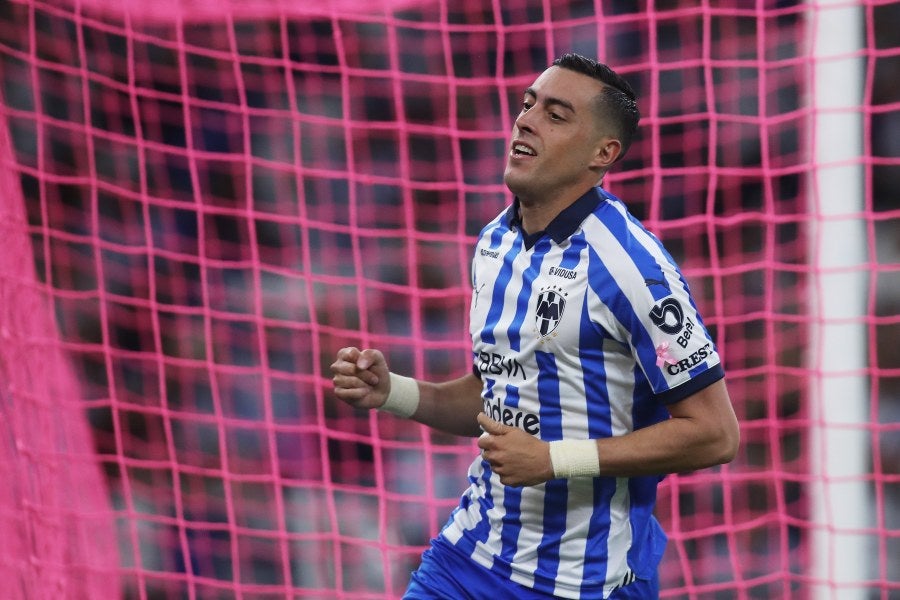 Rogelio Funes Mori, posible reemplazo de Luis Suárez