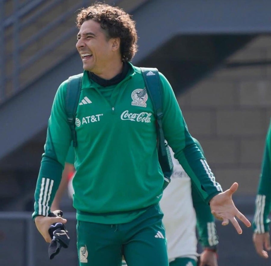 Guillermo Ochoa con la Selección Mexicana