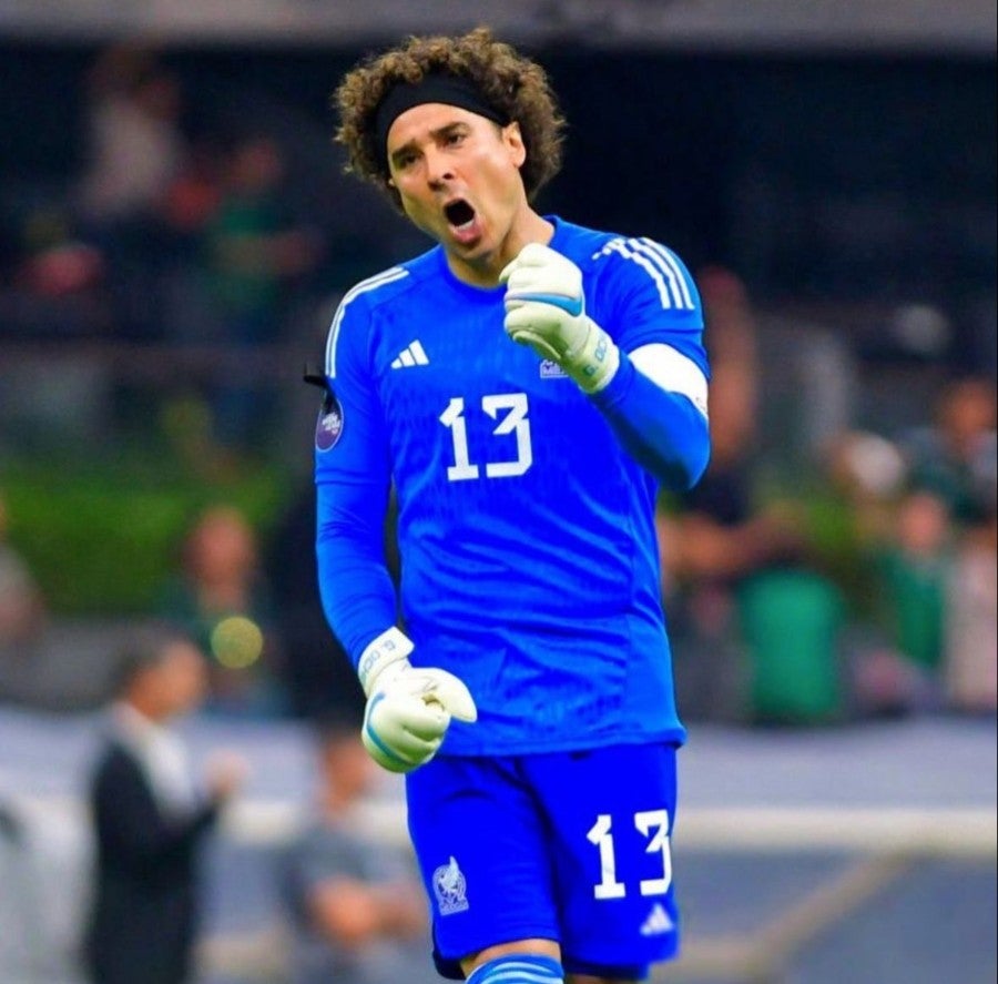 Memo Ochoa con la Selección Mexicana