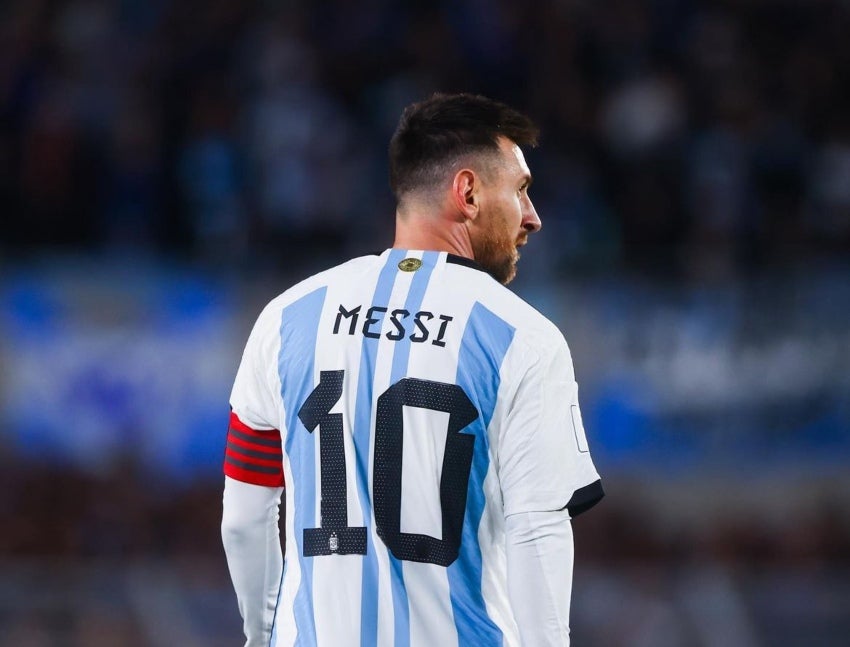 Messi se instala en la tercera posición 