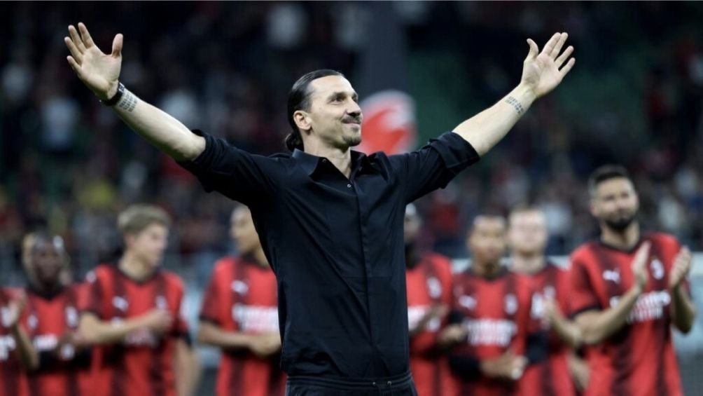 Ibrahimovic durante su despedida con el AC Milan